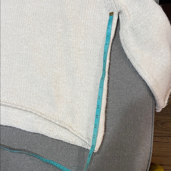 Zara Oversized Bell sleeved  sweater - Picture 8 of 11